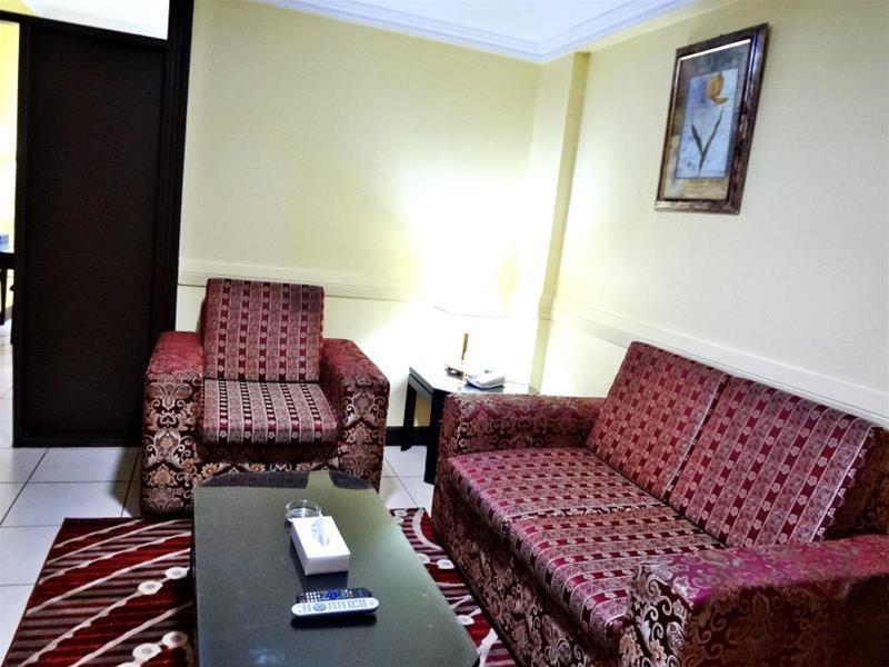 Deebaj Al Khabisi Plaza Aparthotel Ντουμπάι Εξωτερικό φωτογραφία